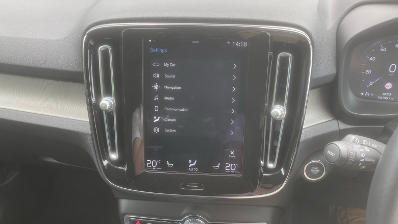 Volvo Xc40 1.5 T3 [163] Inscription Pro 5dr Geartronic Petrol Estate